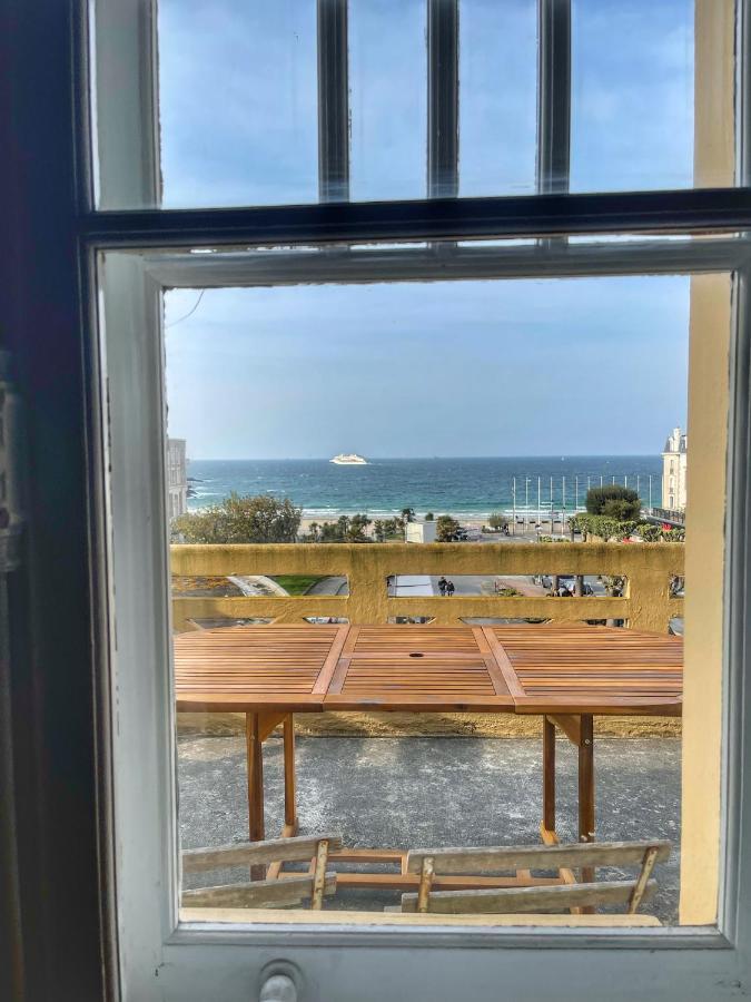 2 Pieces Terrasse Vue Mer Dinard Eksteriør billede